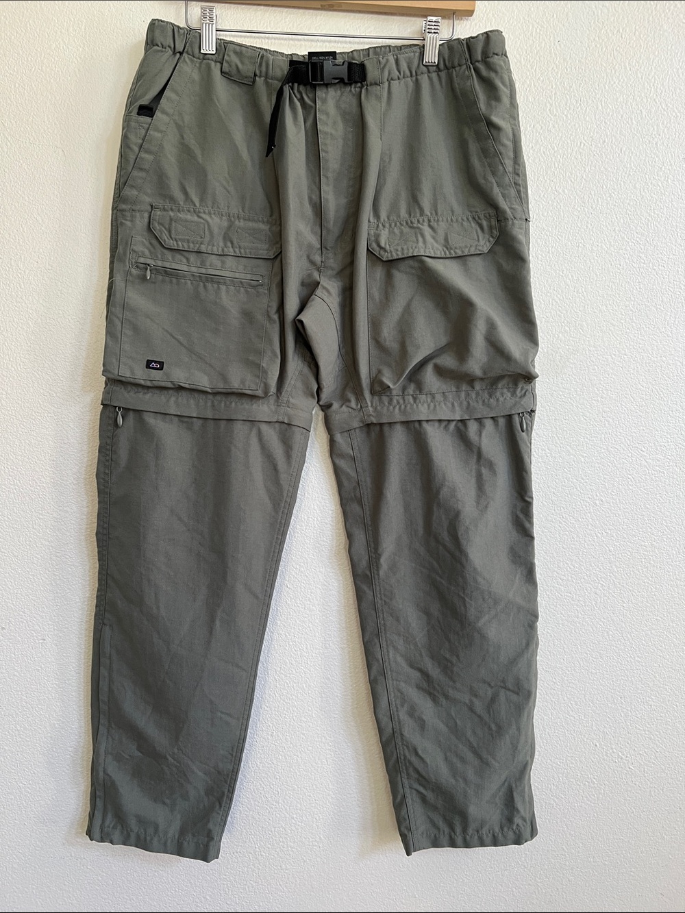 OUTERSPORT Vintage Slouchy Utility Cargo Convertible Pants Military Green Men M